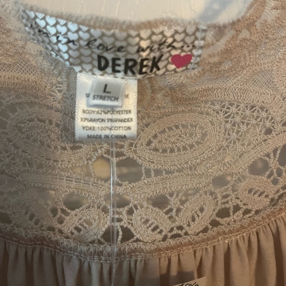 I’m in Love with Derek Cardigan with Crochet Details - never worn - Picture 3 of 5